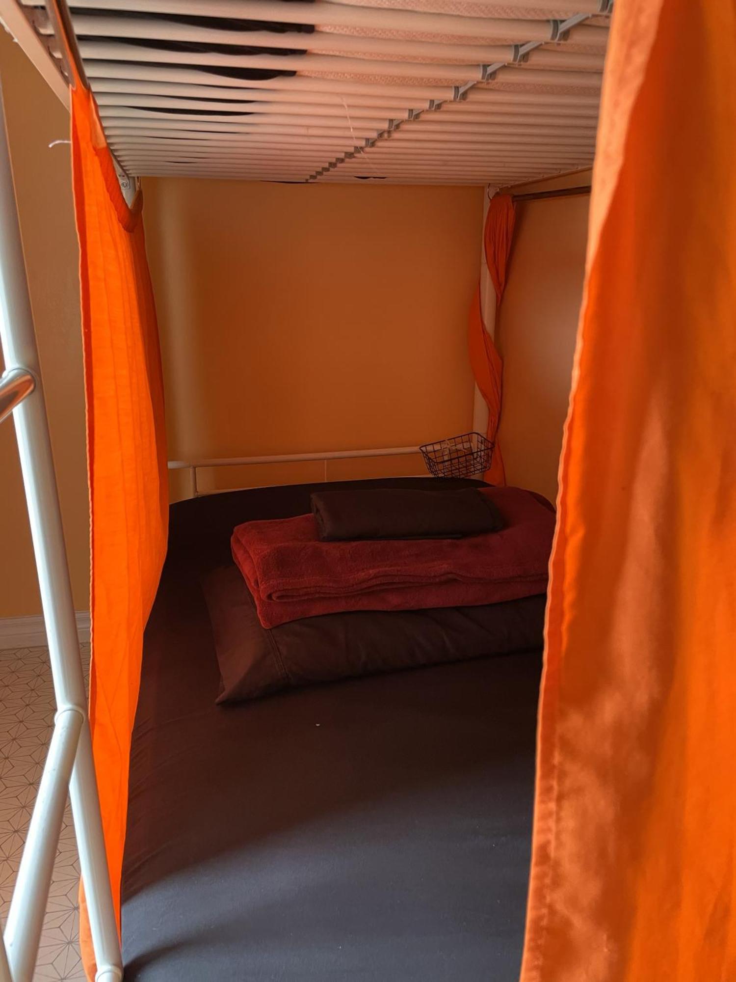 Bed 10-Bed Mixed Dormitory Room